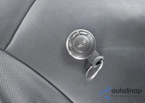 2011 Mini Cooper S from USA, damaged, VIN WMWZP3C58BTX83854